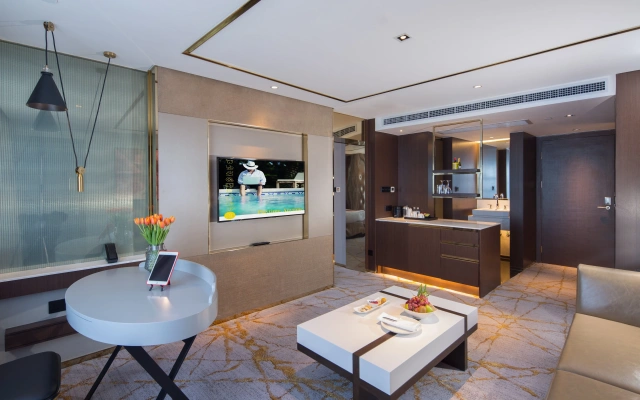 Golden Tulip Shanghai Rainbow