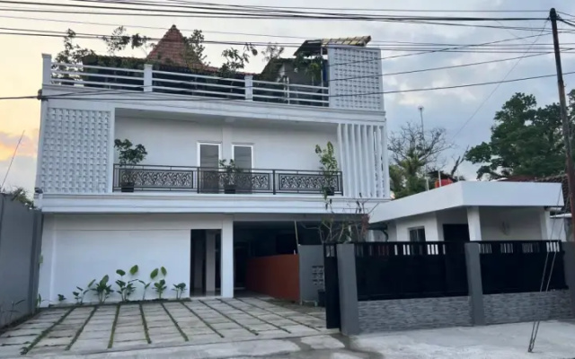 Villa Jonggrang Batik