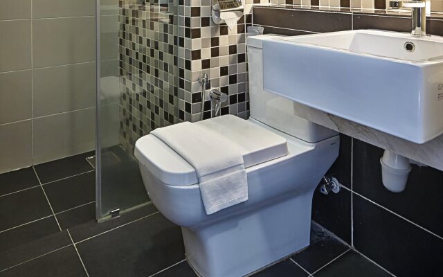 Bathroom · Kuala Lumpur — photo 9