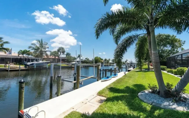 Tranquility Waterfront Villa Pool Dock