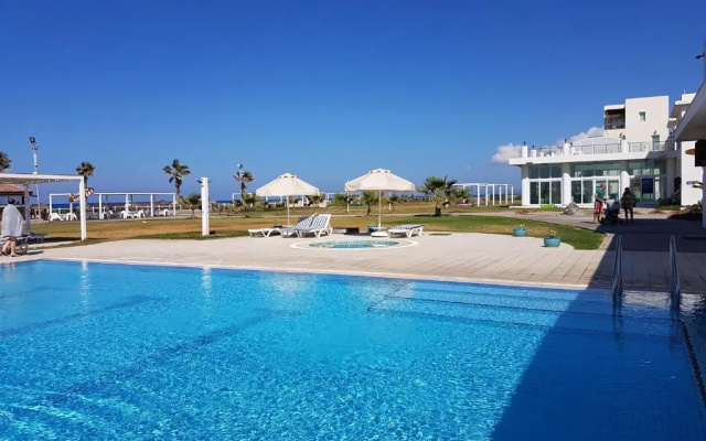 Aphrodite Beachfront Penthouse Apartment