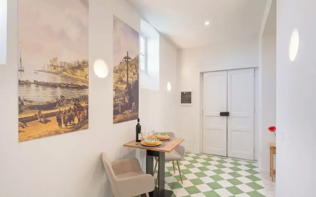 Luxury New Sorrento Home With Terrace - Sleeps 12