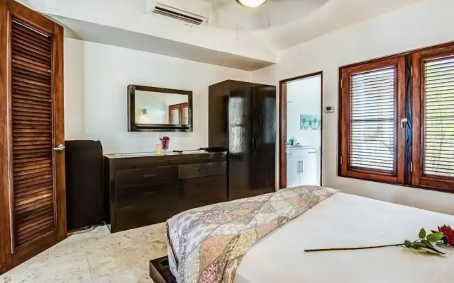 Villa Waves