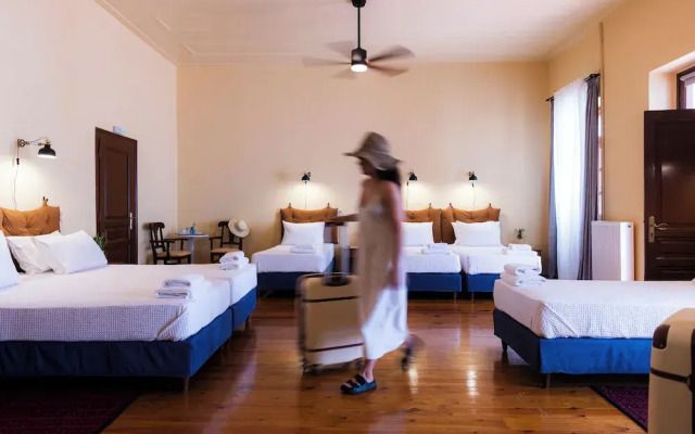 Sundial Lodge