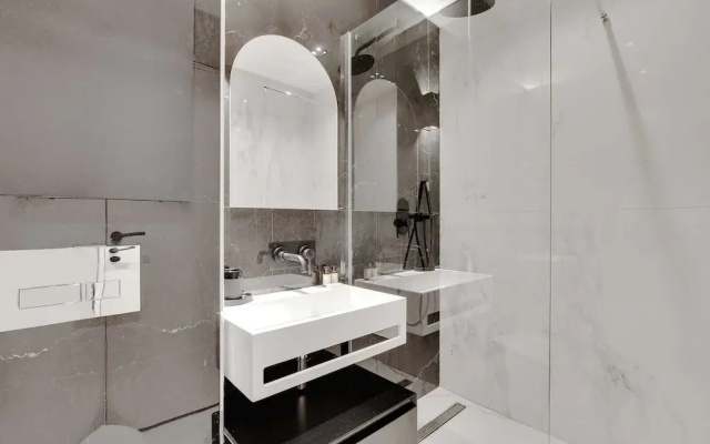 Authentic apt - 2br/6p - Rue des Martyrs - Opera