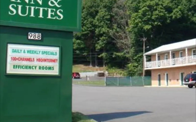 Wesley Inn & Suites