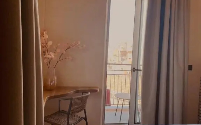 193 Urban Hotel