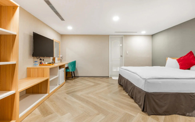 Mu Chen Hotel