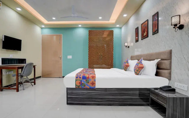 FabHotel Sky