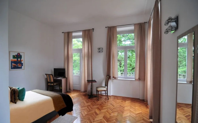 Hotel Villa Laurel