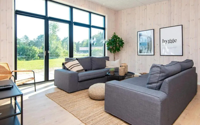 6 Person Holiday Home in Glesborg-by Traum