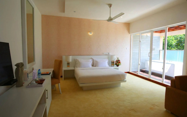 Randholee Resort & Spa