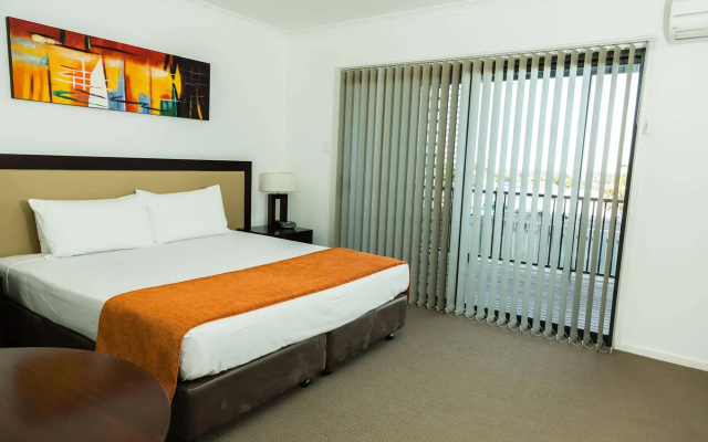Gladstone Heights Executive Apartments