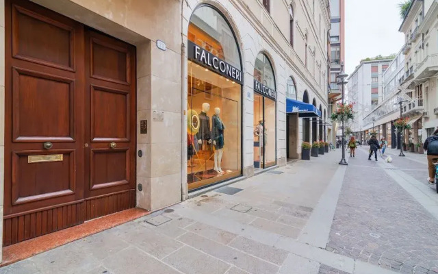 San Fermo Luxury Apartment