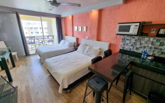 Cancun Plaza Condo Apartment