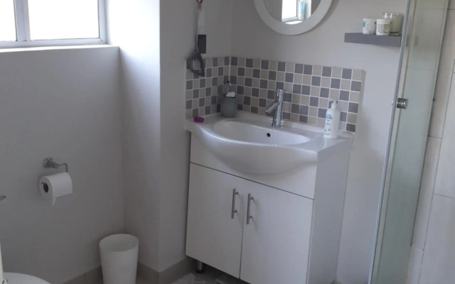 Lands End Family Only Apartment