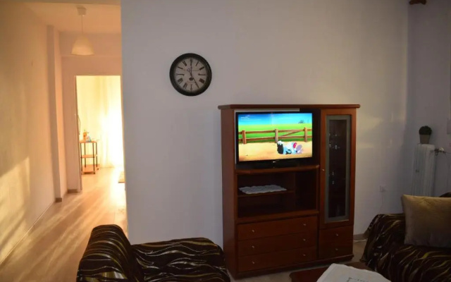 Kastoria apartment-in front of the lake,south side