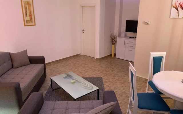 Airport View Apartments