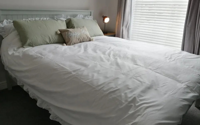 2-bed Flat in Hamilton Square
