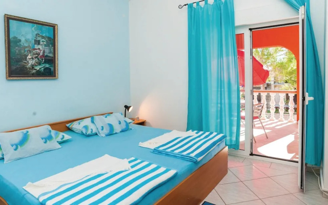 Nice Apartment in Vir With 1 Bedrooms and Wifi