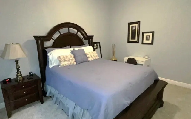 Quiet Lakeview Home