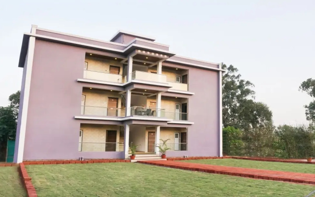 Hotel Sona Palace
