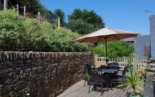 Pleasant Holiday Home in Little Petherick near Padstow