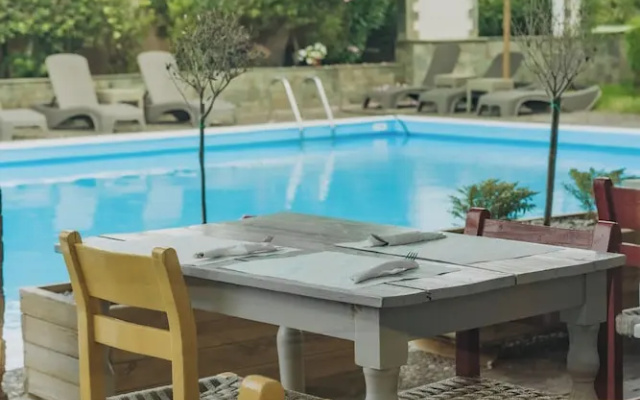 Stefania Hotel