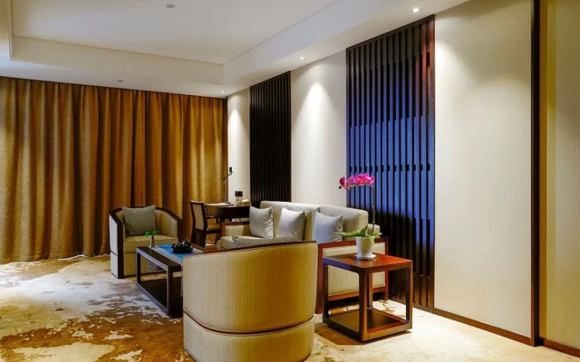 Mr.D Hotel