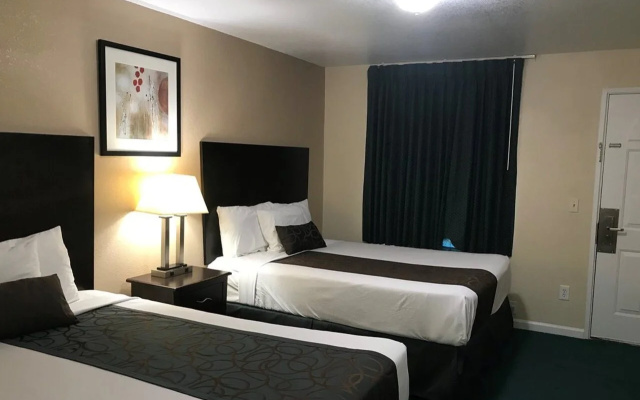 Signature Inn Merced Yosemite Parkway