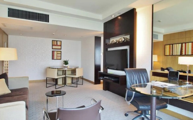 Royal Park Hotel