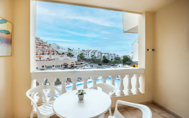 Matthew's Flat Los Cristianos by LoveTenerife