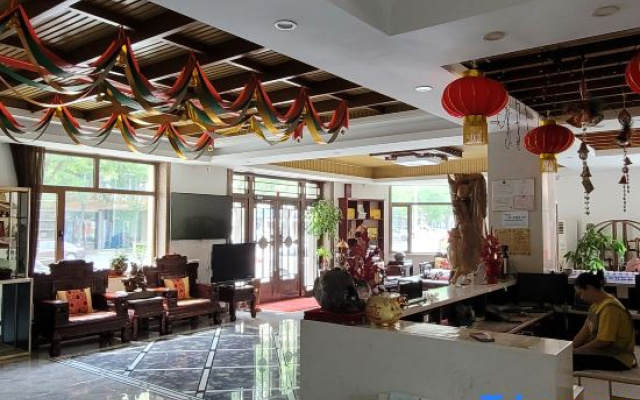 Tai'an Deyuan Business Hotel