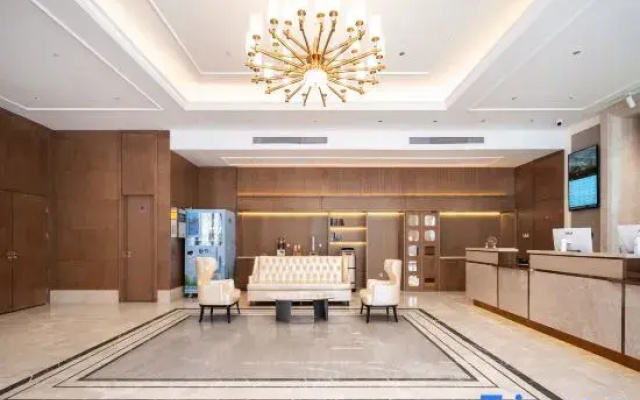 Vienna Hotel (Yanggu New World Plaza)
