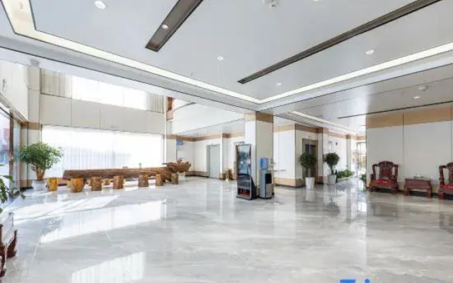 Shengweiya Holiday Hotel (Delong International Jewelry City Branch)