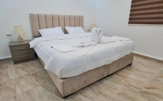 Nabateans Home Hotel