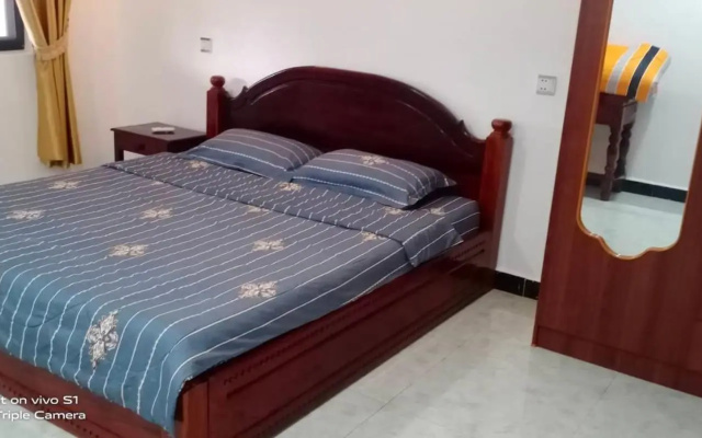 1-2pax AC room 5 including kitchen