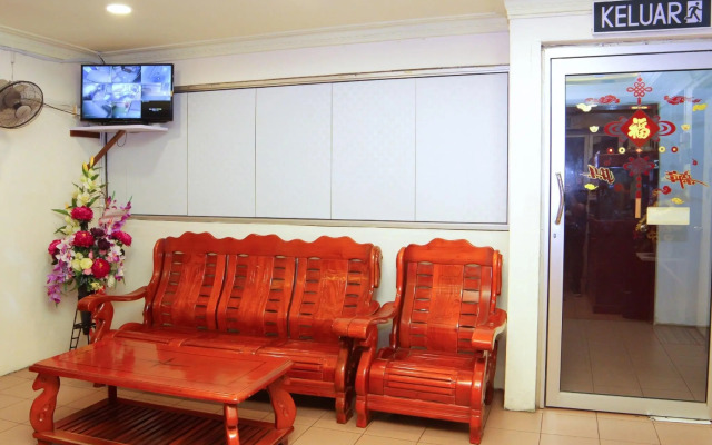 Super OYO 1173 Mandyrin Hotel