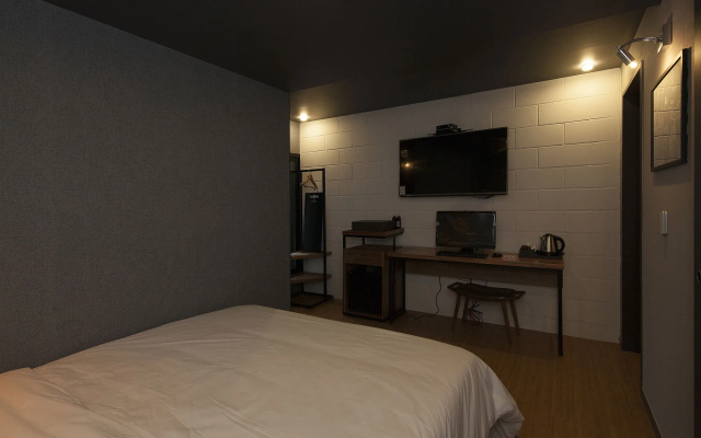 Hotel Gray