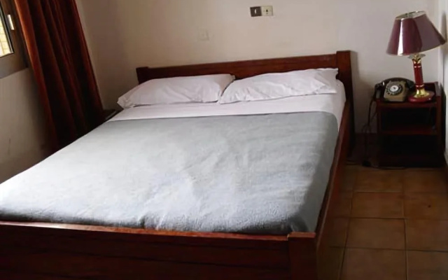 Hotel Meumi Palace