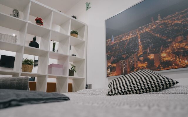 Отель Apartamento junto Estadio y Fira Испания, Оспиталет-де-Льобрегат - отзывы, цены и фото номеров - забронировать отель Apartamento junto Estadio y Fira онлайн вид на фасад