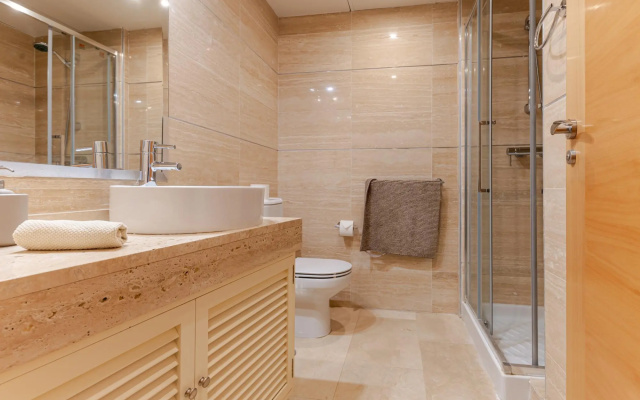 7508 - Wonderful apartment with great views