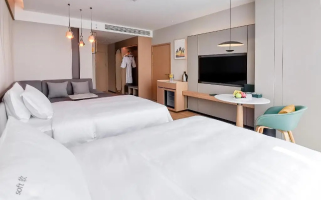 Holiday Inn Luzhou Longjian by IHG
