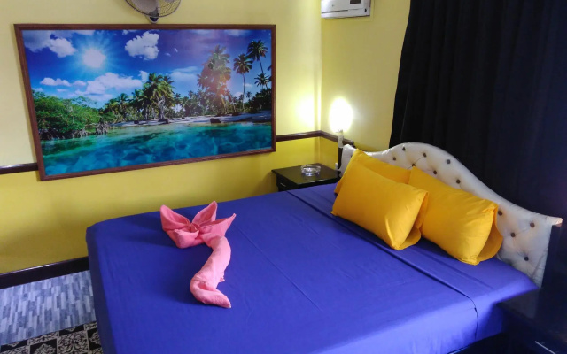 Mango's Beachfront Resort