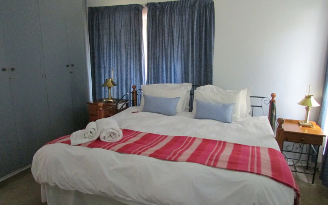 Acacia House Executive Suite