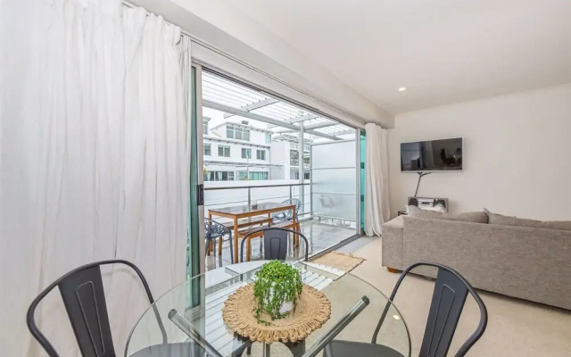 Princes Wharf - Charming 1BR Apartment