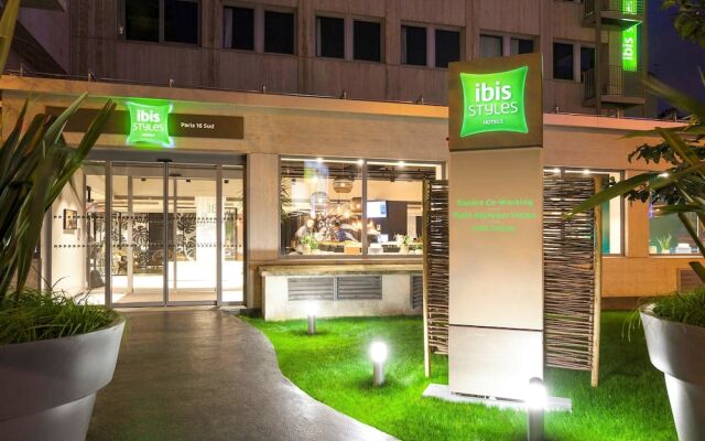 Отель ibis Styles Paris 16 Boulogne вид на фасад