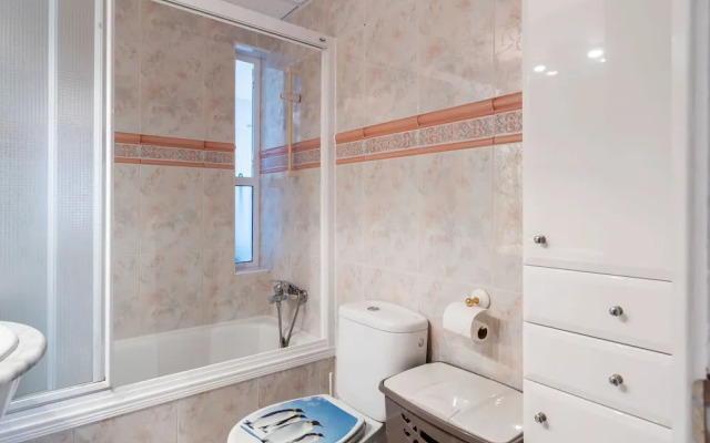 Alluring Apartment in La Vila Joiosa With Swimming Pool