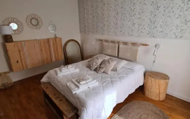 Mezzaterra 10 Tourits Accomodation