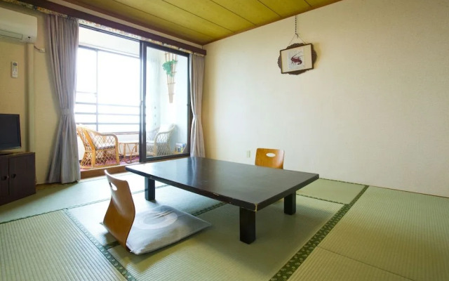Hiyoshien